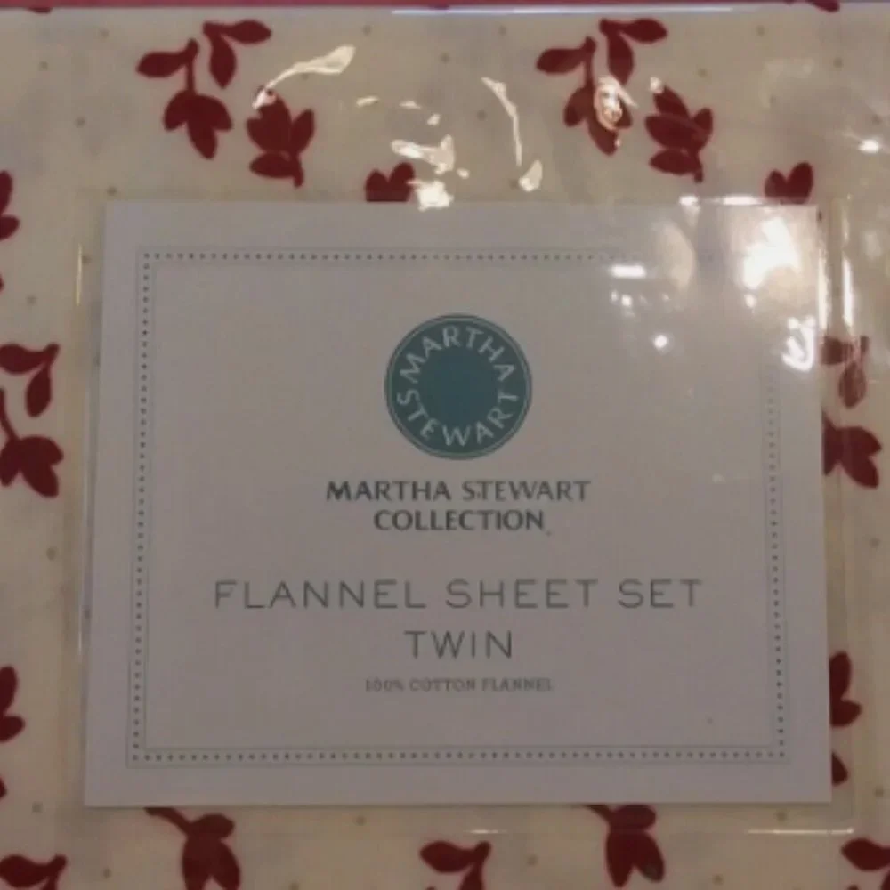 New Martha Stewart Christmas Holly Berries Twin Flannel Sheets